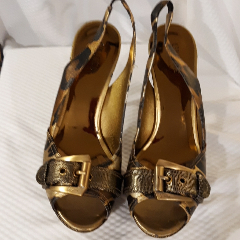 Guess women's high heels animal print peep toe